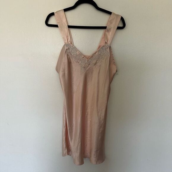 Vintage Sabrina by Mervyn’s Light Pink Satin Slip Dress Size M Wendy Lace - Picture 2 of 13